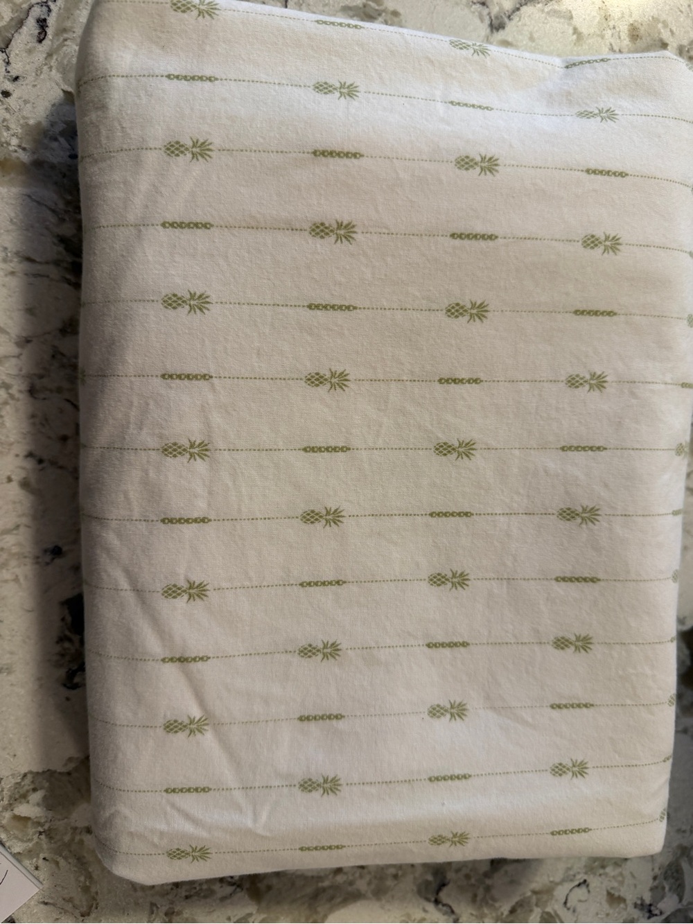 Tommy bahama king Neutral pillowcase set  with Subtle Olive Green pineapples